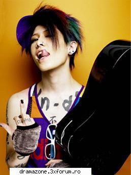 Miyavi. - MIYAVI (雅-MIYAVI-?, born on September 14 - Singers.