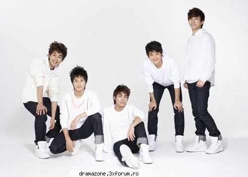 SHINee. - SHINee (샤이 니 ) is a - Bands.