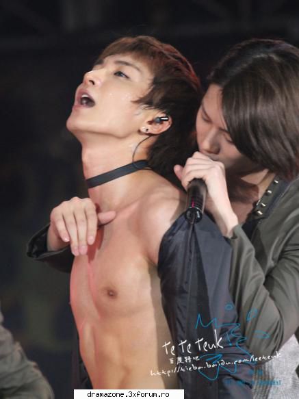 Super Junior. - Defapt HeeChul si LeeTeuk sunt cei mai buni si - Bands.